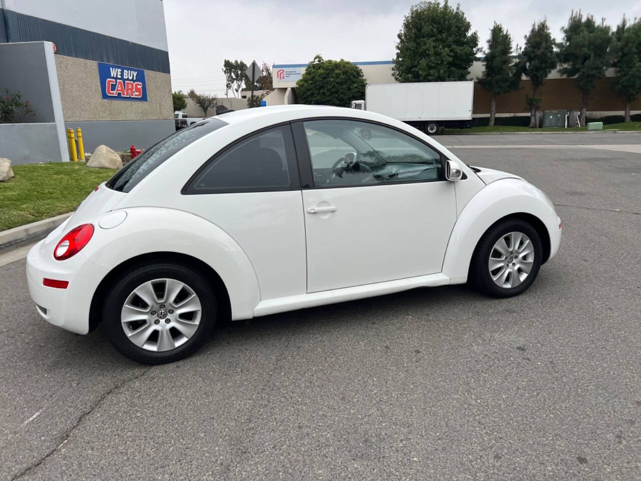 2010 Volkswagen New Beetle for sale at ZRV AUTO INC in Brea, CA