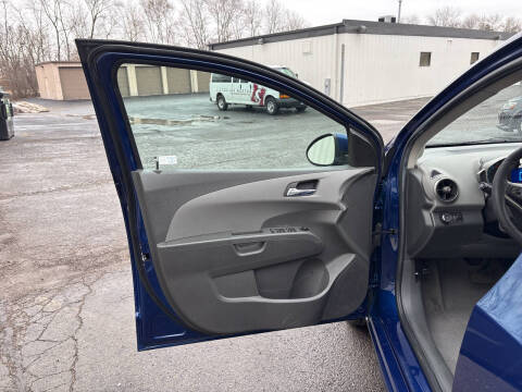 2012 Chevrolet Sonic LT