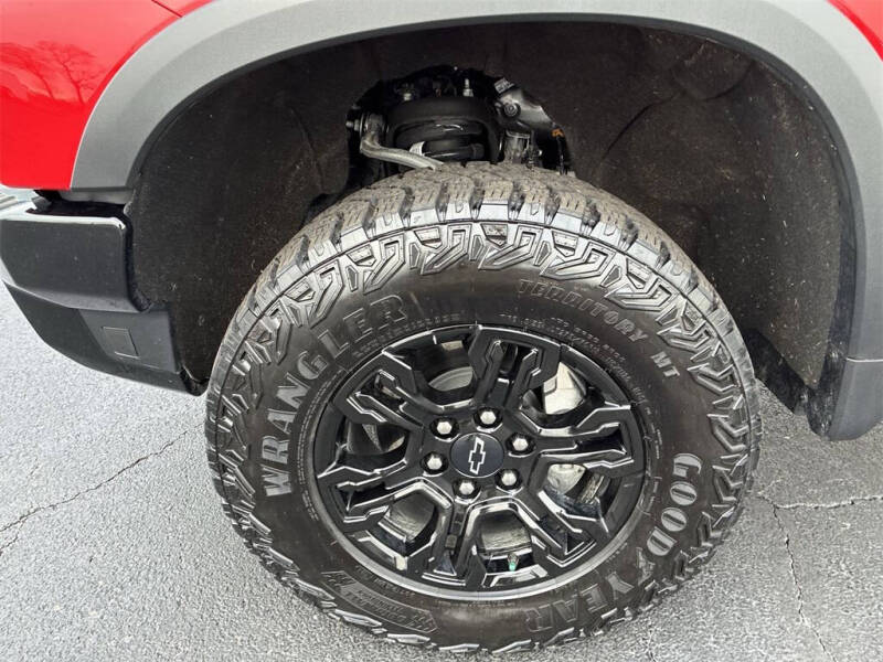 2025 Chevrolet Silverado 1500 ZR2