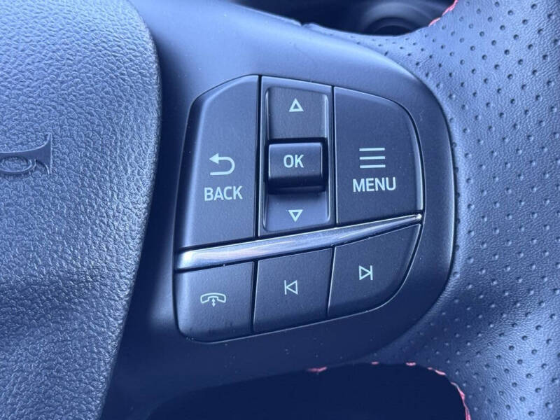 2025 Ford Escape ST-Line Select