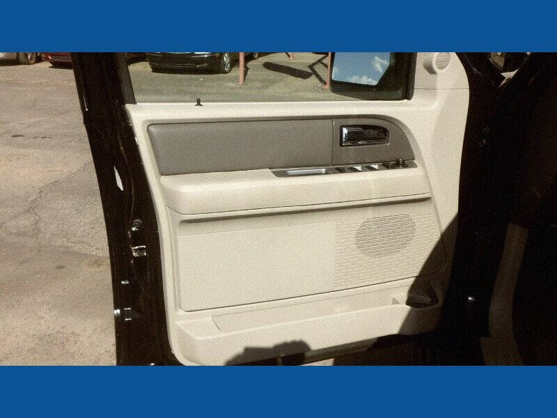 2011 Ford Expedition EL XLT