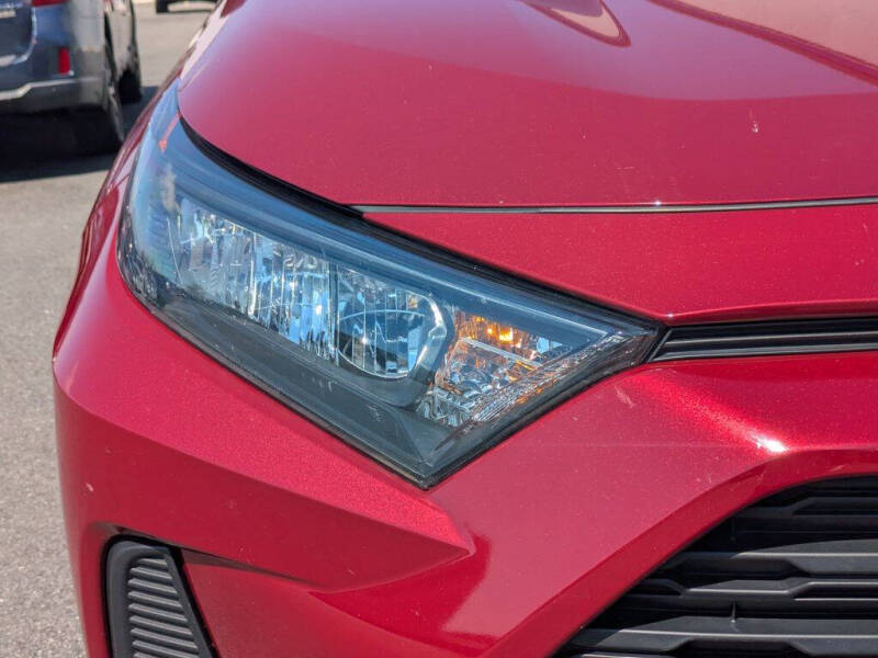 2022 Toyota RAV4 LE