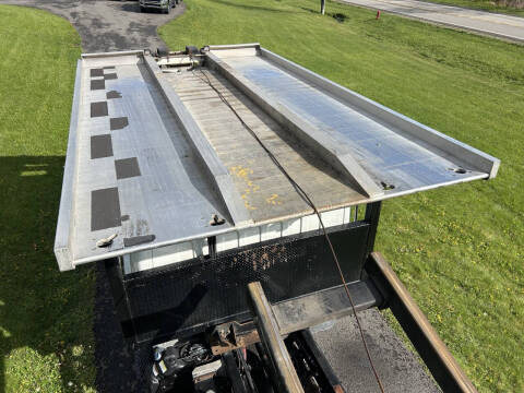 2019 Freightliner Business class M2