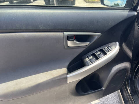 2012 Toyota Prius Two