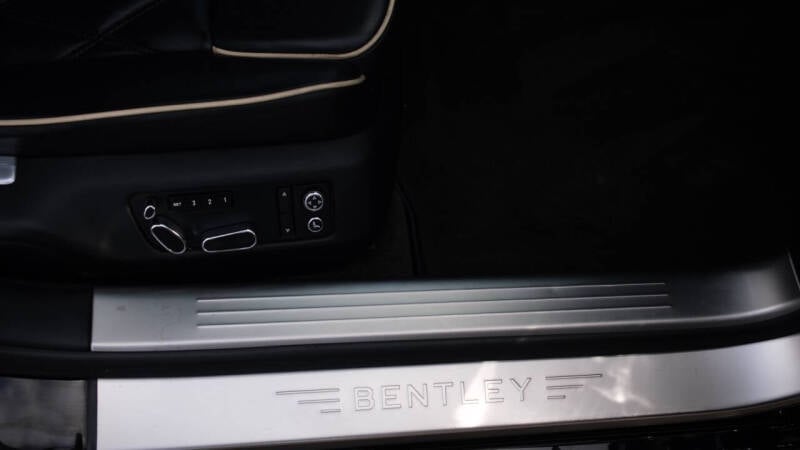 2009 Bentley Continental Flying Spur Base photo 28