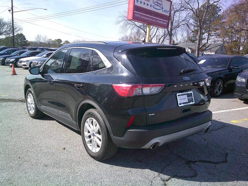 2020 Ford Escape SE