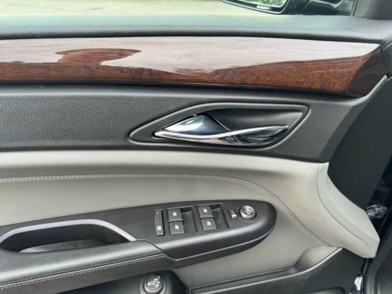 2011 Cadillac SRX Luxury Collection