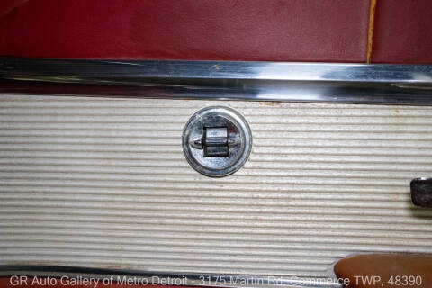 1961 Ford Thunderbird