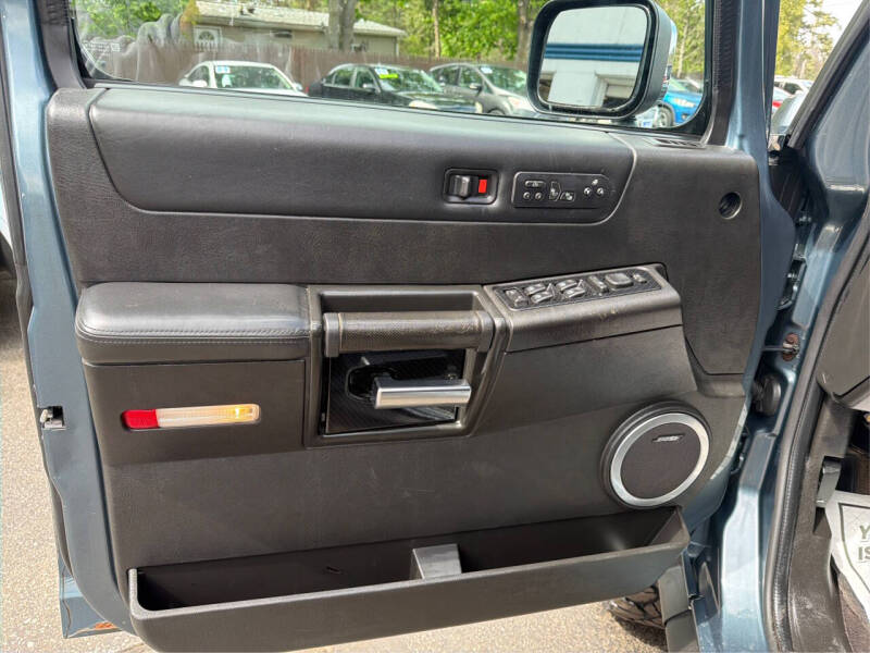 2005 HUMMER H2