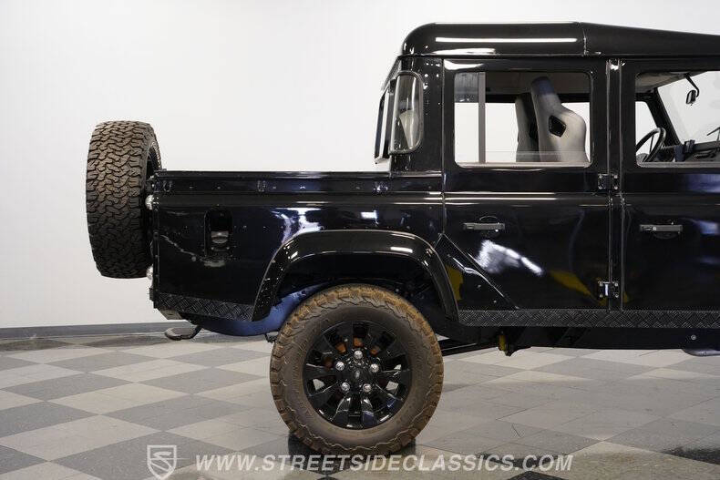 1984 Land Rover Defender
