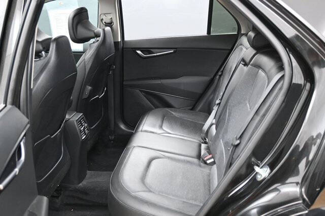 2023 Kia Niro SX Touring