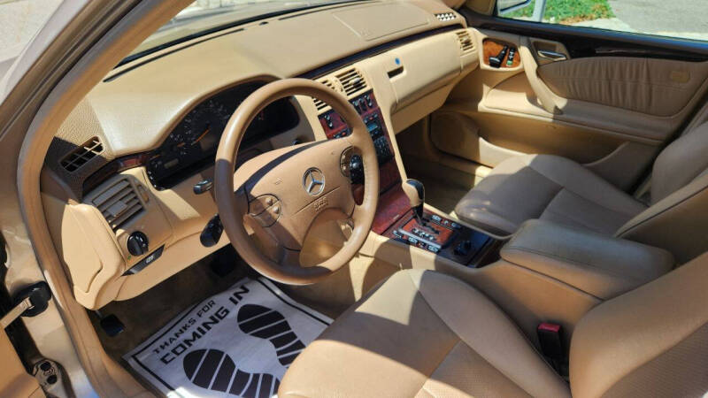 2001 Mercedes-Benz E-Class E 320