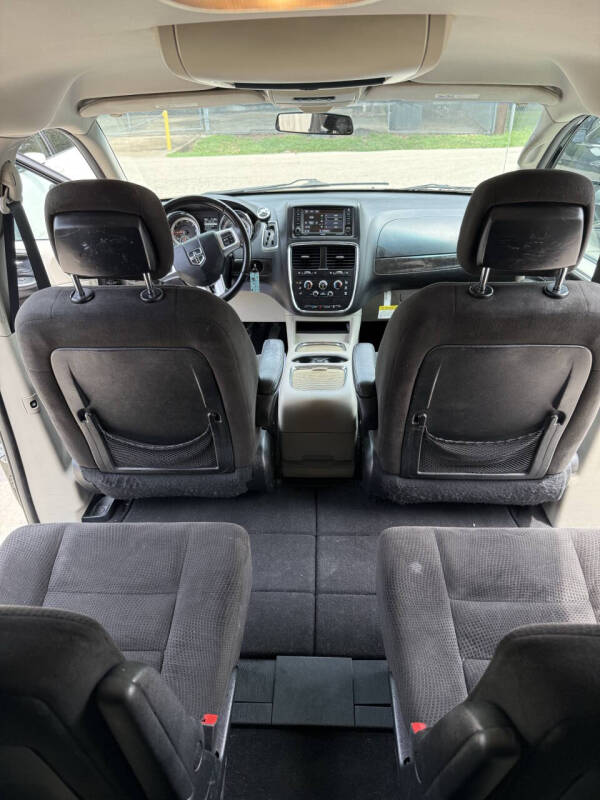 2016 Dodge Grand Caravan SXT Plus