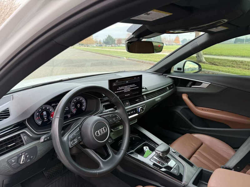 2020 Audi A4 quattro Premium Plus 45 TFSI
