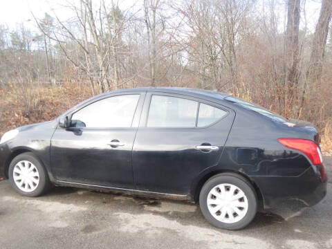2012 Nissan Versa 1.6 S