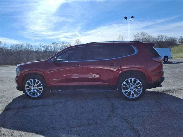 2024 GMC Acadia Denali