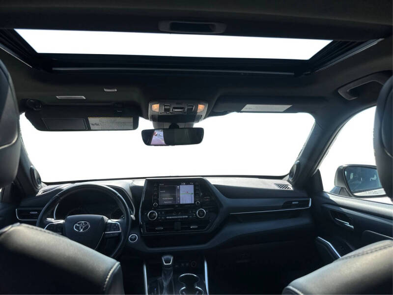 2021 Toyota Highlander XSE