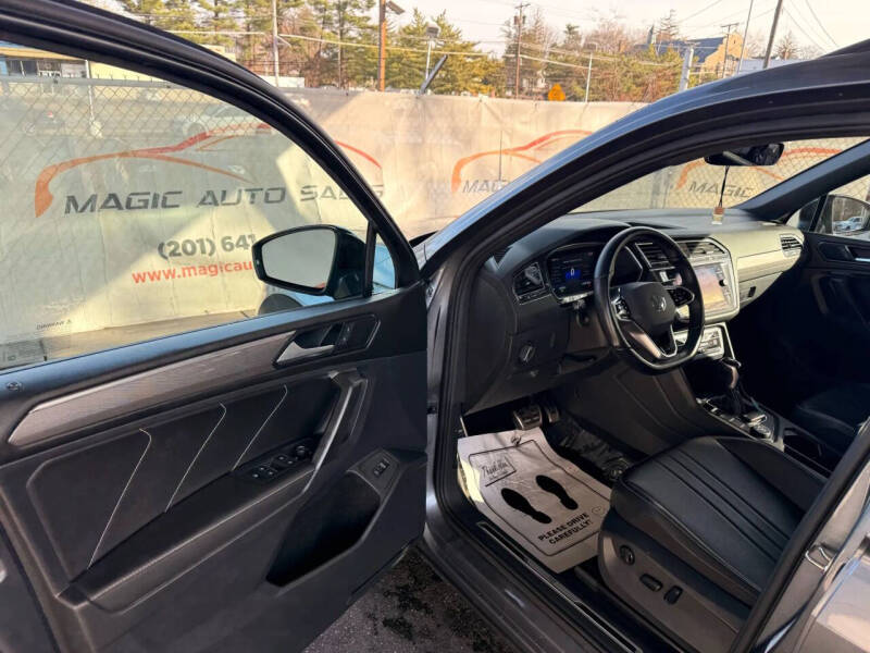 2022 Volkswagen Tiguan SE R-Line Black 4Motion