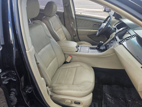2016 Ford Taurus SEL