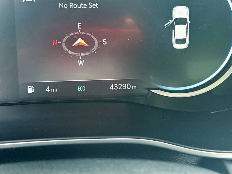 2023 Genesis G70