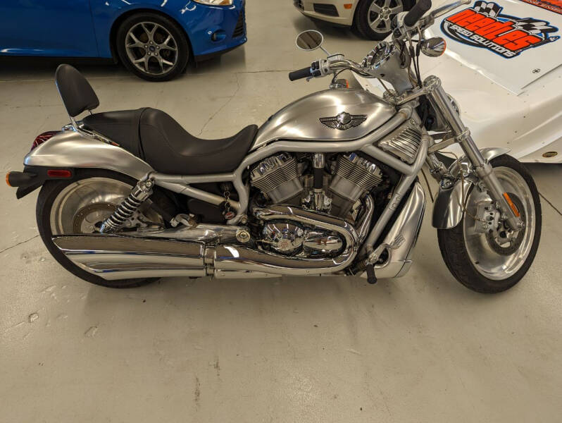 2003 Harley Davidson  V Rod for sale at C & C Wholesale in Cleveland OH