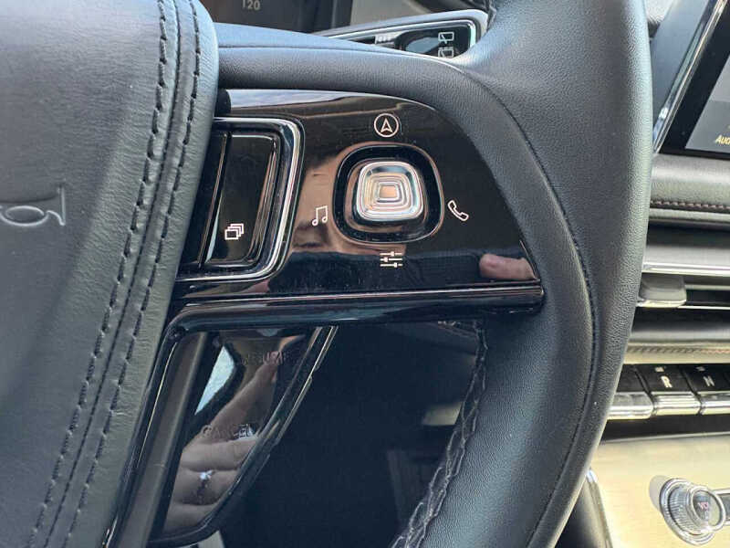 2022 Lincoln Aviator Standard