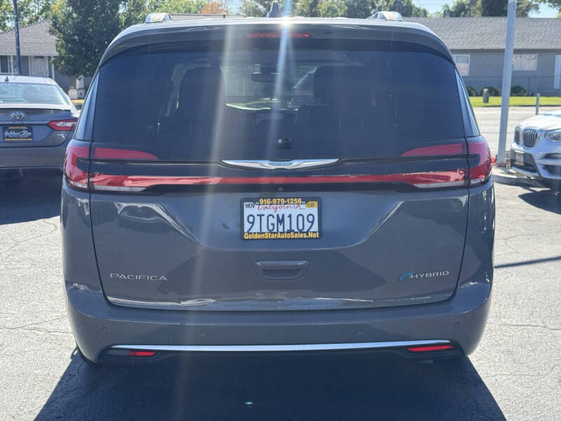 2021 Chrysler Pacifica Hybrid Touring L