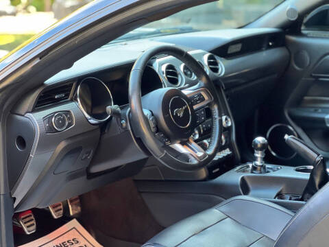 2017 Ford Mustang EcoBoost Premium