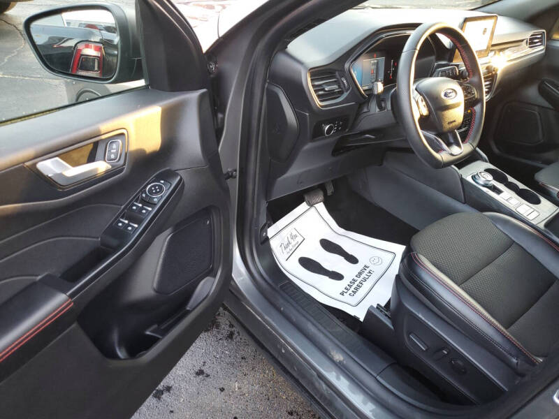 2025 Ford Escape ST-Line