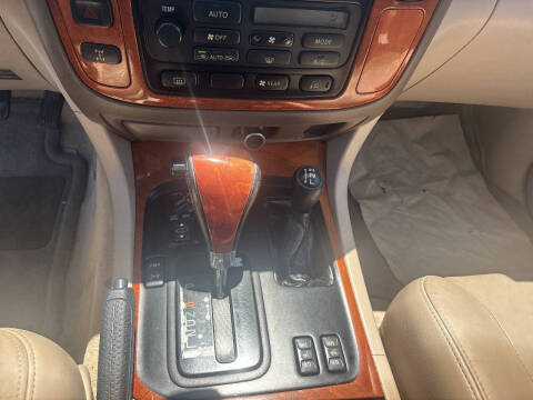 2000 Lexus LX 470