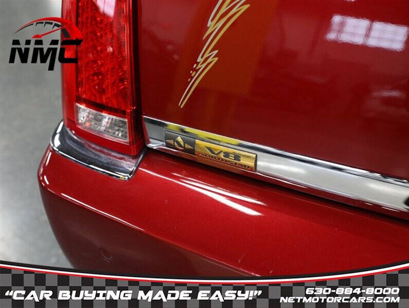 2011 Cadillac DTS Luxury Collection