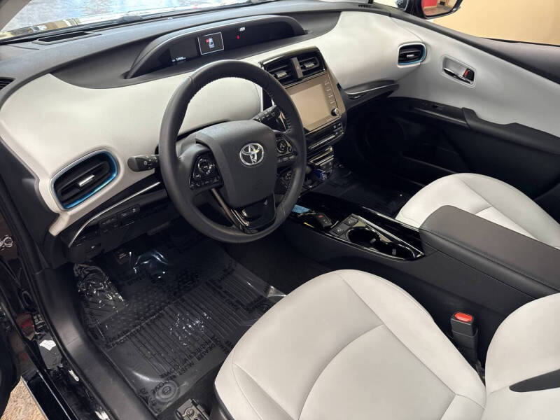 2022 Toyota Prius XLE AWD-e