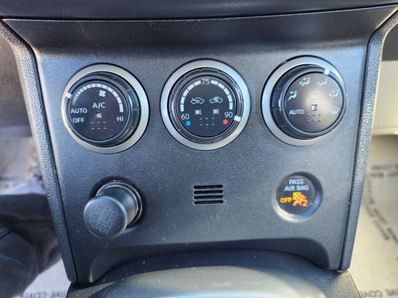 2011 Nissan Rogue SV