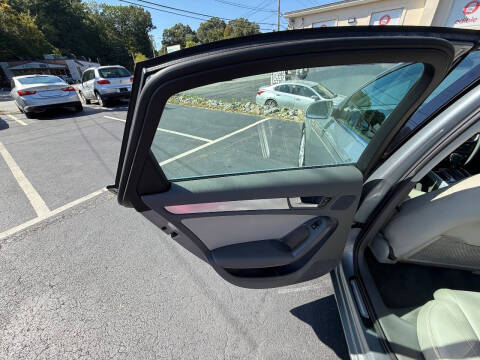 2010 Audi A4 2.0T quattro Premium Plus