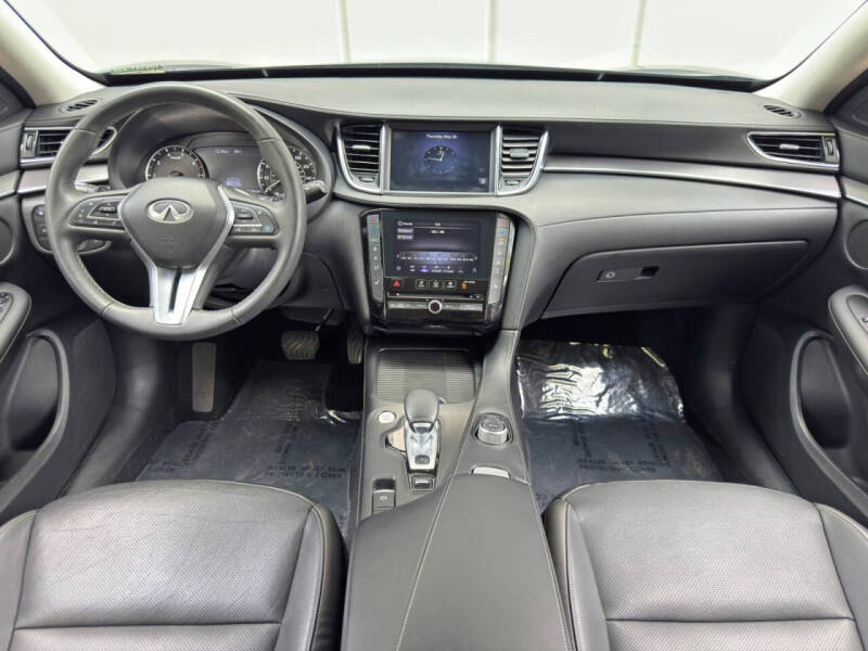 2022 Infiniti QX50 Luxe