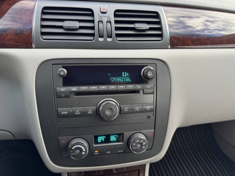 2011 Buick Lucerne CXL Premium