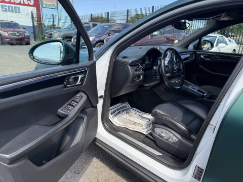 2016 Porsche Macan S