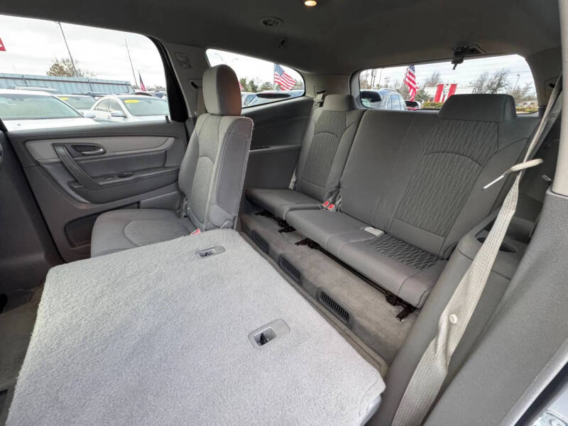 2016 Chevrolet Traverse LS