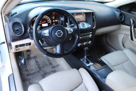 2014 Nissan Maxima