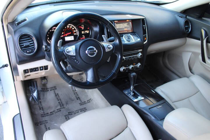 2014 Nissan Maxima