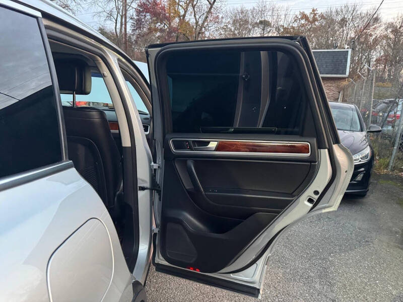 2014 Volkswagen Touareg TDI Lux