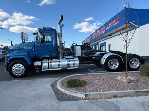 2011 Mack Pinnacle
