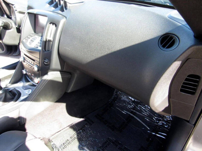 2017 Nissan 370Z Touring