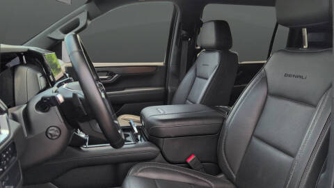 2025 GMC Yukon XL Denali