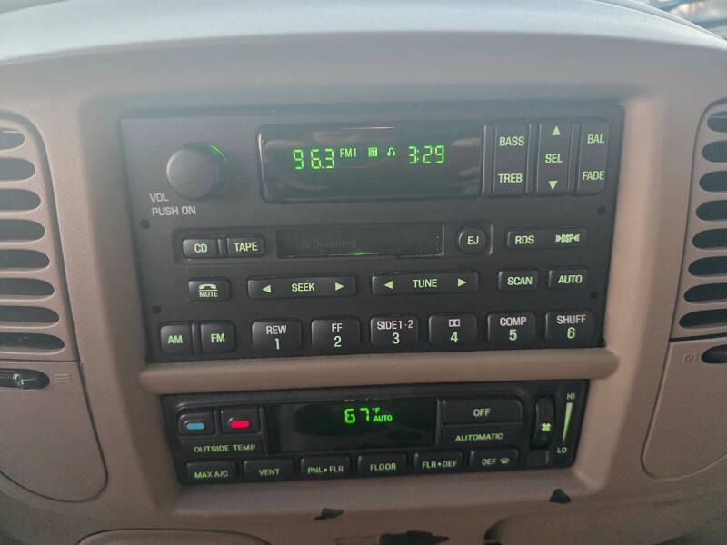 2001 Ford Expedition Eddie Bauer