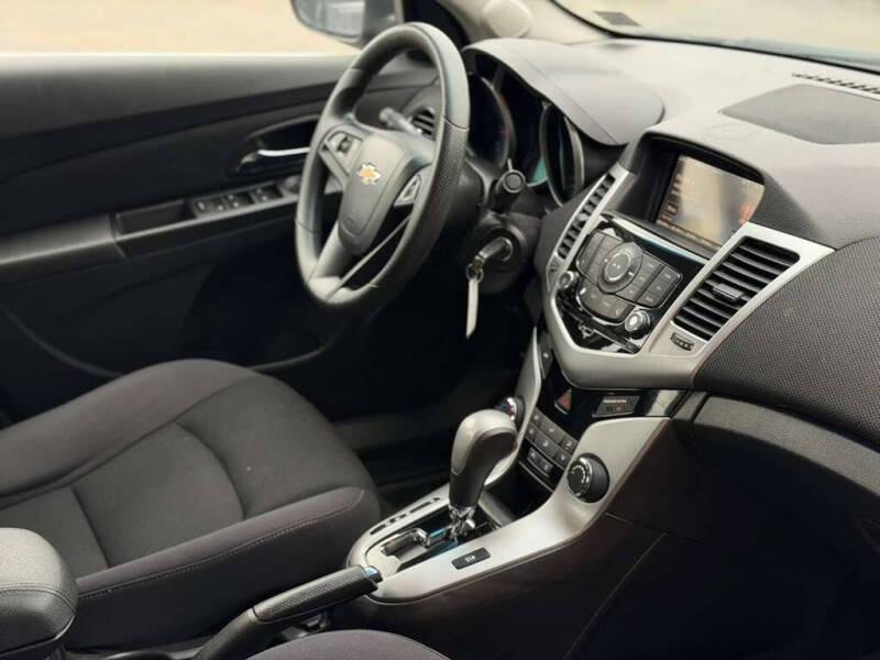 2015 Chevrolet Cruze 1LT Auto