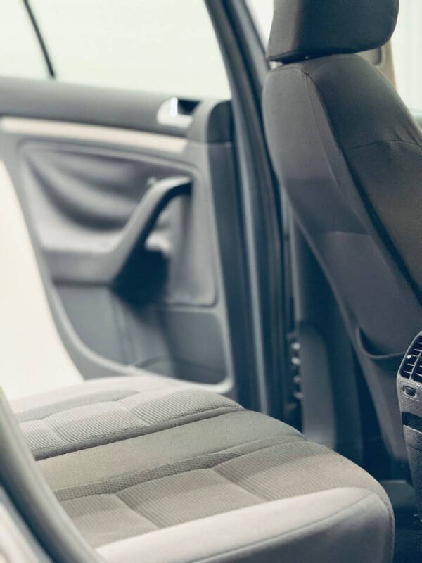 2009 Volkswagen Rabbit S