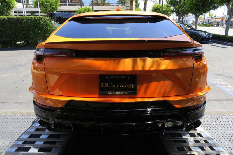 2024 Lamborghini Urus S