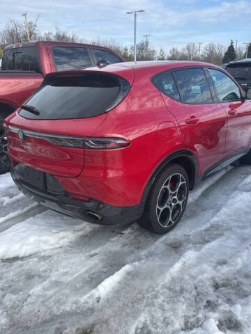 2024 Alfa Romeo Tonale Hybrid Veloce