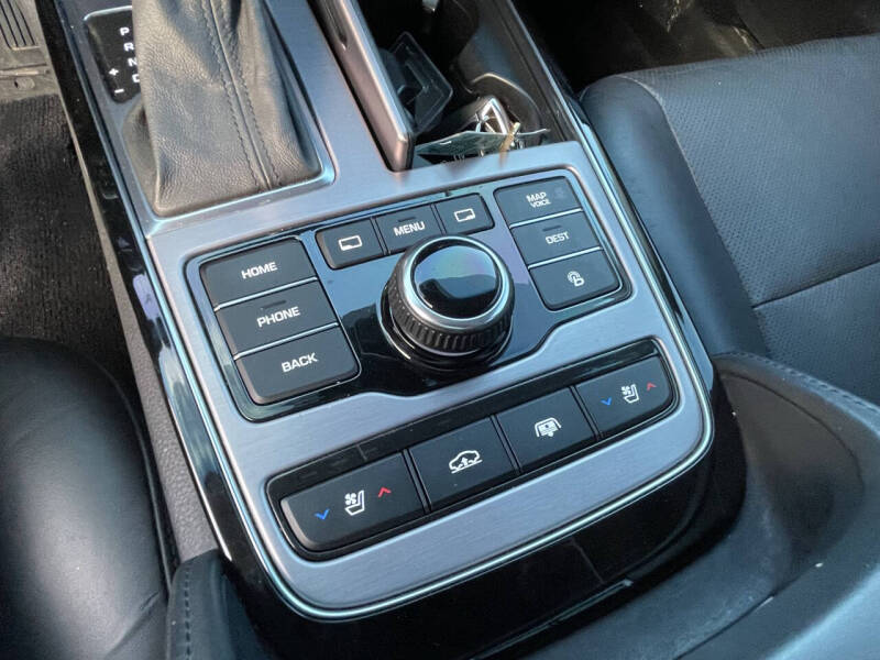 2014 Hyundai Equus Signature